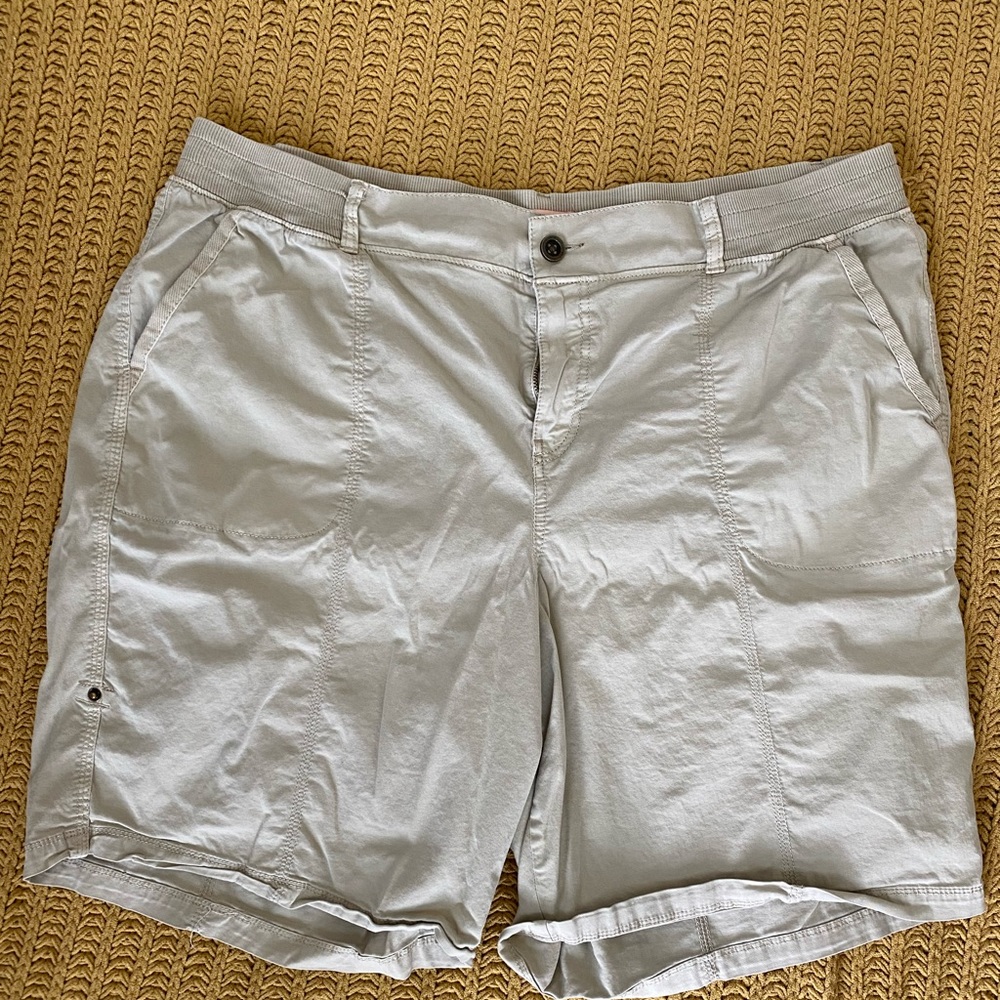 bermuda | khaki | evri